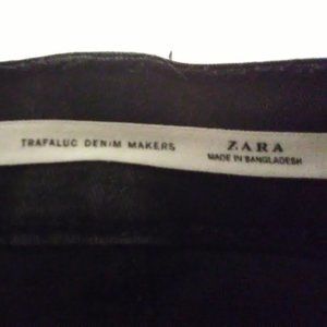 Zara Black Denim Cut Off Shorts Size 6